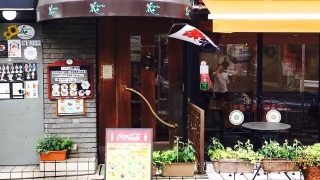 創業40年を超える老舗のパンケーキ専門店「花きゃべつ」